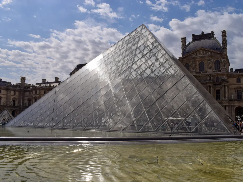 Louvre Parijs